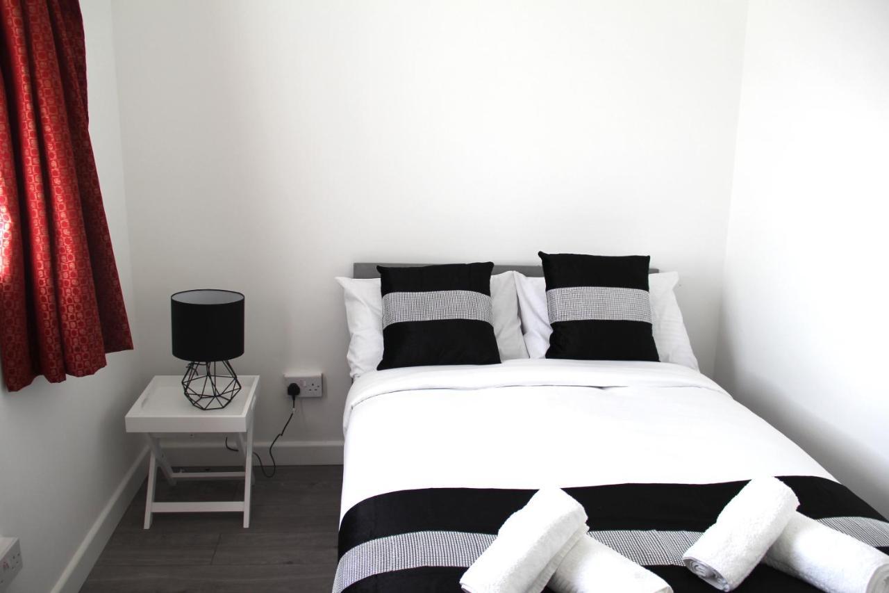 Вілла Coolfin House-Close To Excel, Contractors, Relocators, Paid Parking Лондон Екстер'єр фото