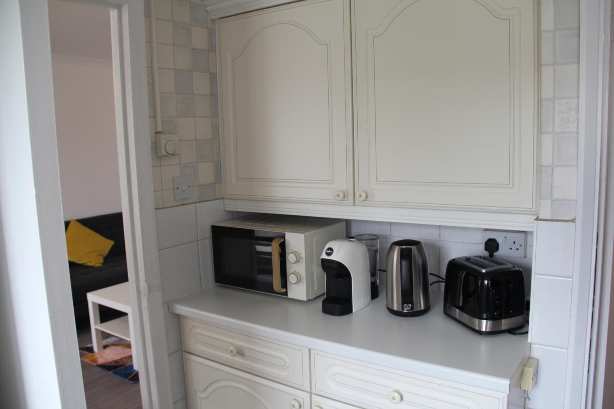 Вілла Coolfin House-Close To Excel, Contractors, Relocators, Paid Parking Лондон Екстер'єр фото
